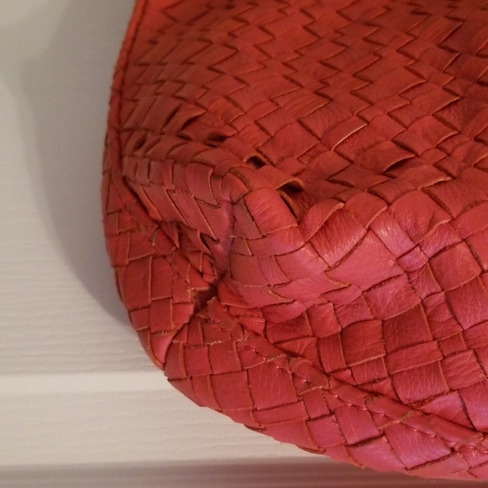 Handbag - Picture 2 of 5